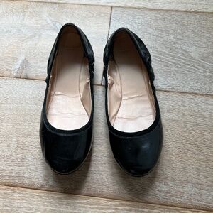 Cole haan size 8.5 flats